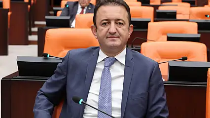 CHP'li Barış Bektaş: 'Yoksulluk arttıkça çocuk işçi sayısı da artıyor'