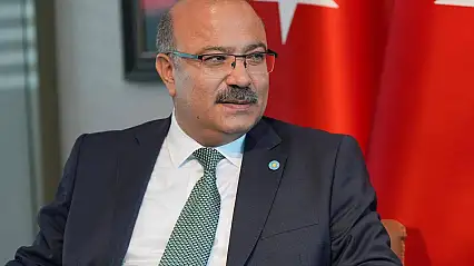 İYİ Parti Genel Başkan Yardımcısı Ulusoy: İncir fidanını saksıyla diken tarım bakanımız oldu