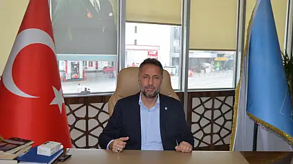 İYİ Parti Konya İl Başkanı Anlaş: '30 Ağustos Türk Milletinin tarihte eşi görülmemiş zaferinin tacıdır'