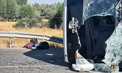Antalya yolunda korku dolu anlar! Yolcu otobüsü devrildi, çok sayıda yaralı var