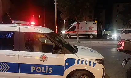Kaldırımda yol verme meselesi kanlı bitti