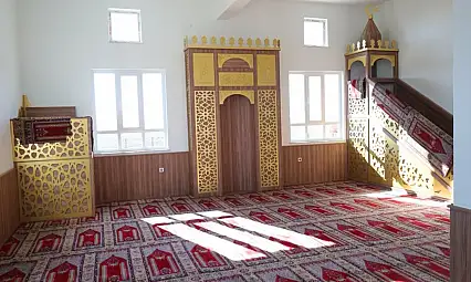 Konya'da gönüllerı ısıtan hizmet: Hayırsever desteğiyle cami yükseliyor