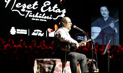 Konya'da Neşet Ertaş türküleri hep bir ağızdan söylendi