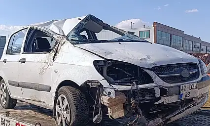 Konya'da otomobil devrildi! 4 kişi yaralı