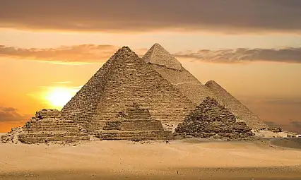 Mısır Medeniyeti: Gizemli dünyanın kapılarını aralayın