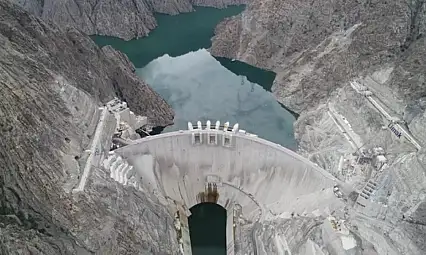 Türkiye'nin en büyük barajı Yusufeli'nde su yüksekliği 145,30 metreye ulaştı