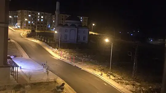 Ardıçlı TOKİ Sakinleri Soruyor: Kar Yağarsa Buraya Otobüs Gelebilecek mi?