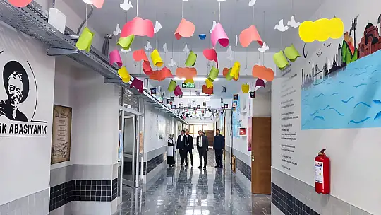 Konya MEM müdürü Murat Yiğit öğretmen ve öğrenciler ile bir araya geldi