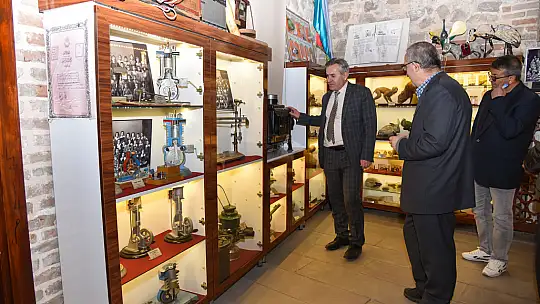 Konya MEM müdürü Yiğit eğitim müzesini ziyaret etti