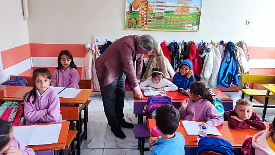 Konya Mem Müdürü Murat Yiğit Sarayönü'nde ki okullara ziyarette bulundu