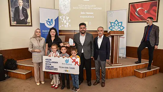 Küçük hayallerden büyük fikirlere projesinin ödül töreni Konya'da gerçekleştirildi