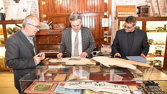 Konya MEM müdürü Yiğit eğitim müzesini ziyaret etti