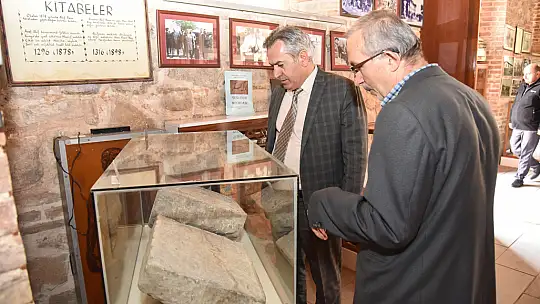 Konya MEM müdürü Yiğit eğitim müzesini ziyaret etti