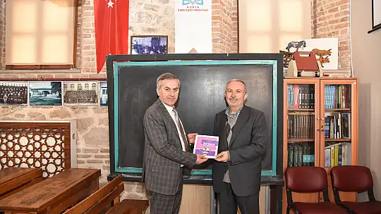 Konya MEM müdürü Yiğit eğitim müzesini ziyaret etti