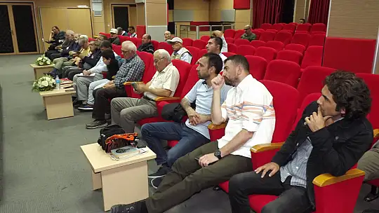 Konya Aydınlar Ocağında Çanakkale şiirleri konuşuldu