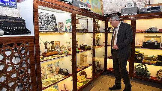 Konya MEM müdürü Yiğit eğitim müzesini ziyaret etti