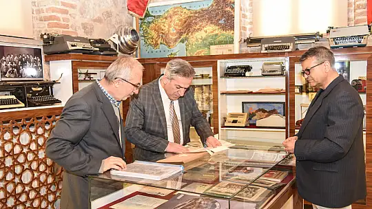 Konya MEM müdürü Yiğit eğitim müzesini ziyaret etti