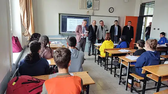 Konya Mem Müdürü Murat Yiğit Sarayönü'nde ki okullara ziyarette bulundu