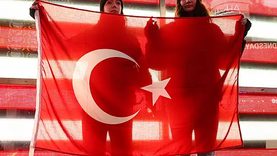 Times Meydanında depremde hayatını kaybedenler anıldı