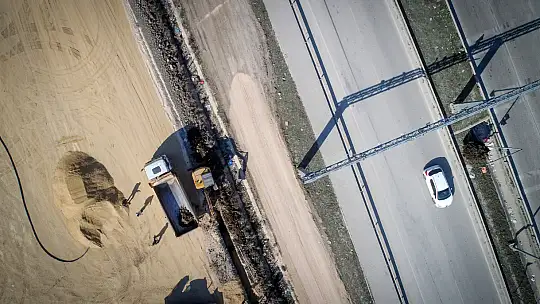 Konya Büyükşehir Belediyesi Hatay'da kuracağı konteyner kentin altyapısını tamamlıyor