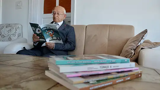 Orta okul eğitimini 84 yaşında tamamladı gençlere örnek oldu
