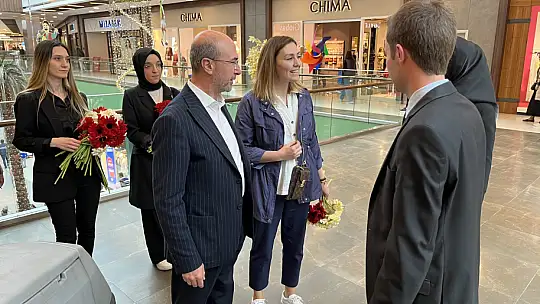 Başkan Pekyatırmacı ve Milletvekili adayı Saçkesen vatandaşlar ile buluştu