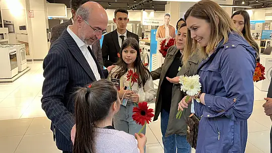 Başkan Pekyatırmacı ve Milletvekili adayı Saçkesen vatandaşlar ile buluştu