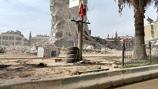 Kahramanmaraşta depremden geriye kalanlar