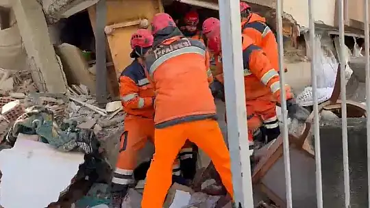 Konya'da ki itfaiye erleri depremde yaşadıklarını anlattı