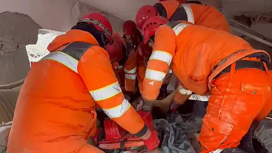 Konya'da ki itfaiye erleri depremde yaşadıklarını anlattı