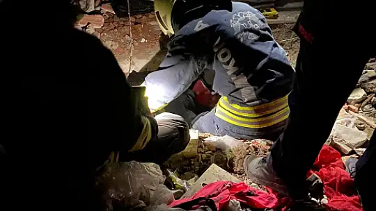 Konya itfaiye amirinden depremde panik uyarısı