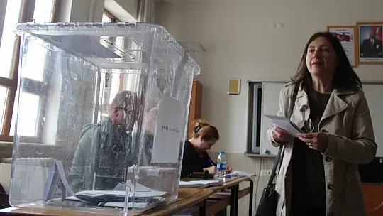 Konya'da çifte vatandaşlar sandık başına gitti