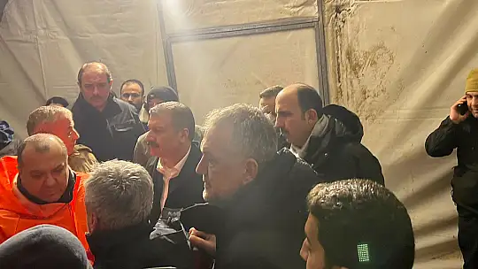 Başkan Altay: Hatay'ın yaralarını sarmak için Konya olarak yoğun gayret içindeyiz