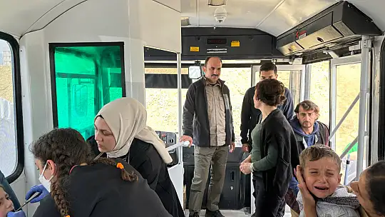 Konya Mobil Gözlük ve Diş Araçları Depremzedelere Derman Oluyor
