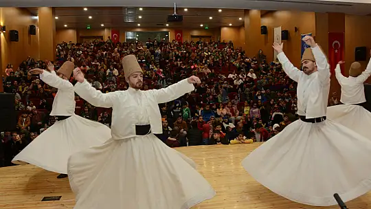 Konya'da yurtlarda kalan depremzedeler için sema programları düzenleniyor