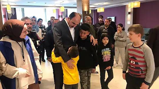 Başkan Altay Konya'da Misafir Edilen Depremzedelerle Buluştu