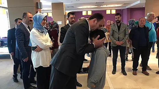 Başkan Altay Konya'da Misafir Edilen Depremzedelerle Buluştu