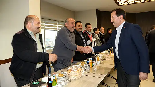 Başkan Kılca emekli olan personelle buluştu