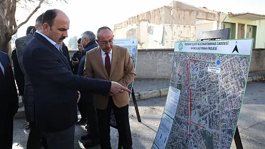 Başkan Altay ve Kavuş, Küçük Aymanas Caddesi'nde İncelemelerde Bulundu