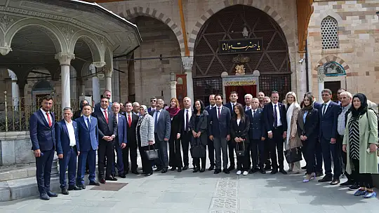 CHP Konya'da milletvekillerini tanıttı