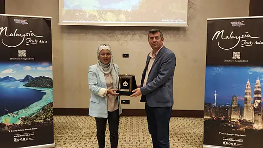 Malezya Konya'da acentelere anlatıldı