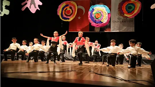 Esentepe'de mezuniyet coşkusu