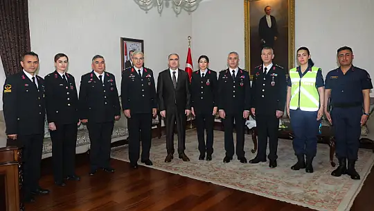 Vali Özkan, 'Jandarma Teşkilatımız, Ülkemizde Yaşanan Kahramanmaraş Merkezli Depremlerden Sonra Yaraların Sarılmasında Önemli Bir Rol Aldı'