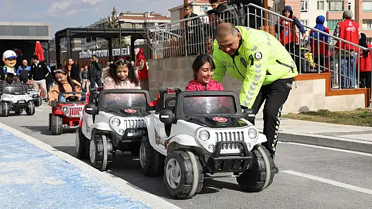 Kılca: Yeter ki çocuklarımız gülsün