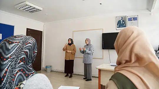 KOMEK'in Engellilere Yönelik Kursları İlgi Görüyor