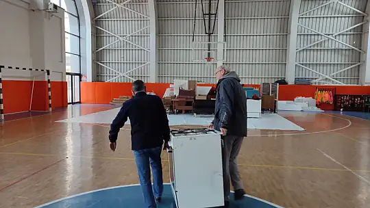 Konya'da bulunan depremzedelerin ihtiyaçları bu noktadan giderilecek