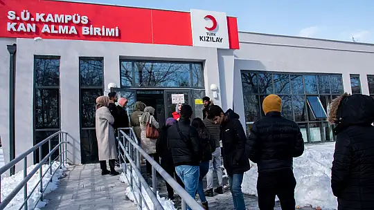 SÜ personeli ve öğrencilerinden Kan Bağışı Kampanyası'na destek