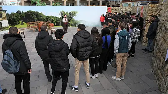 Karatay Bir destandır Çanakkale adlı tiyatroya Konyalılardan büyük ilgi