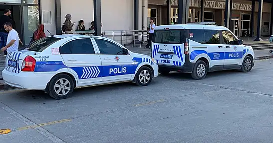 Hastane tuvaletinde kan dolduran olay!