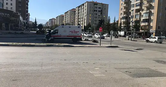 Konya'da kavşakta kaza! 2 kişi yaralandı